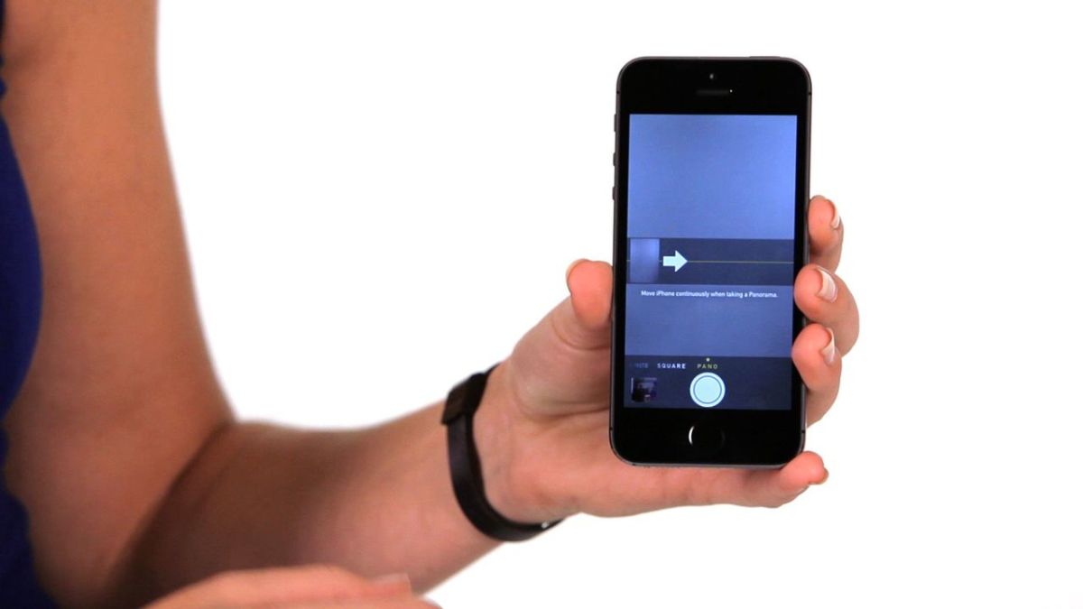 How to take a panoramic picture with an iphone howcast