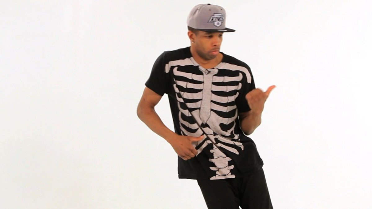 How to Do the Hitchhiker Howcast