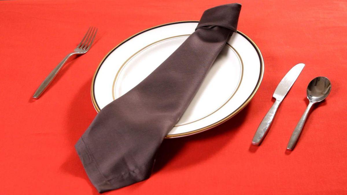 How to Fold a Napkin into a Necktie Howcast