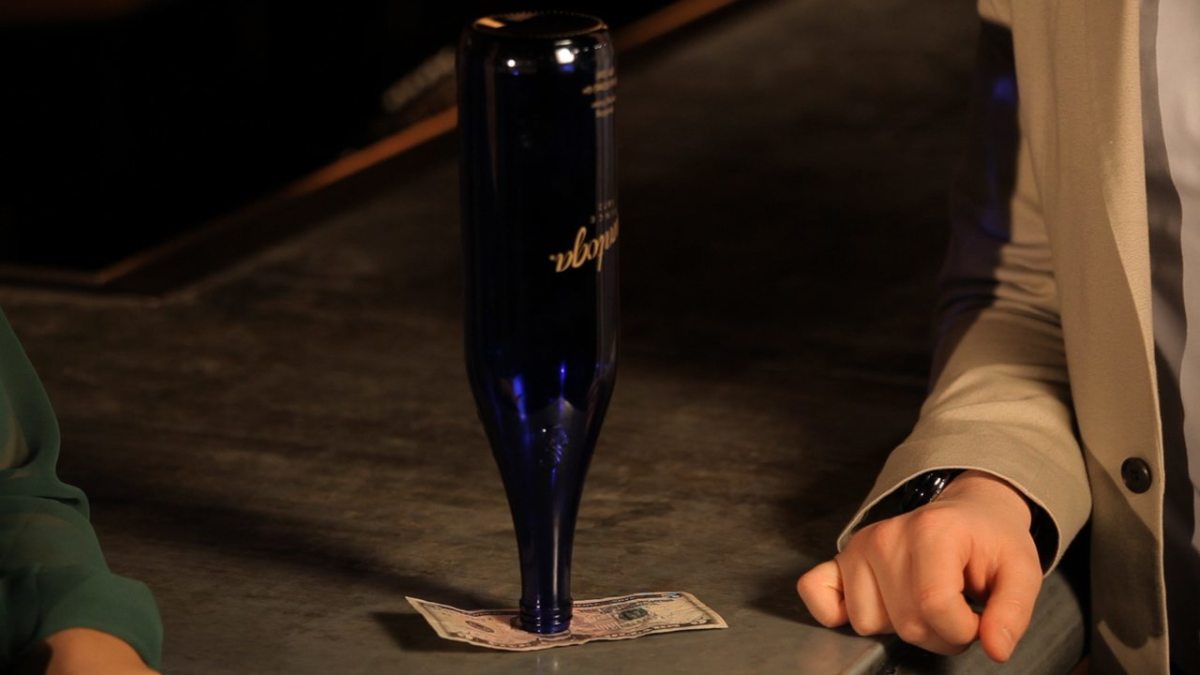 How to Pull a Dollar out from under a Beer Bottle Howcast