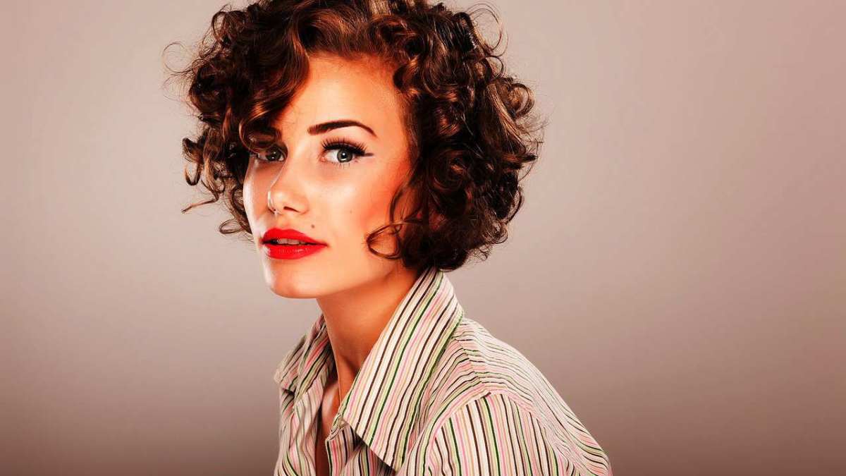 How To Style Short Curly Hair Howcast