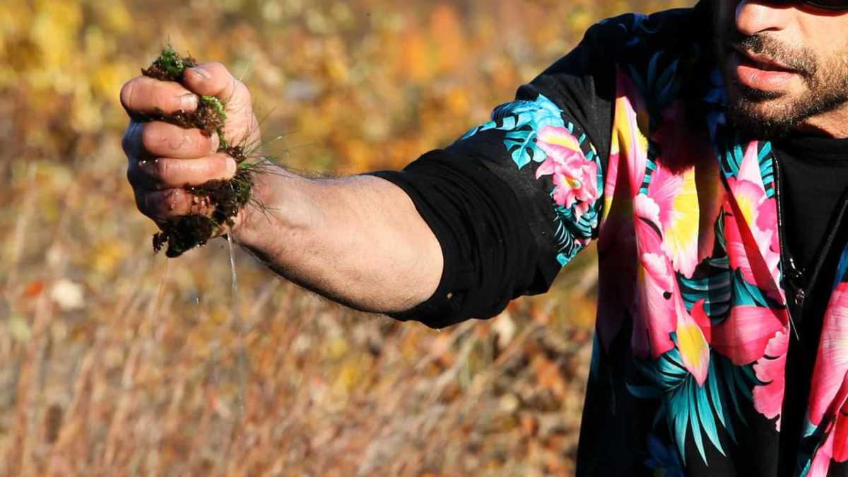 How to Store Water in the Wilderness Howcast