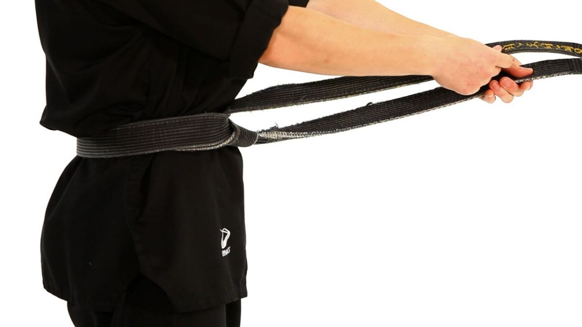 How to Tie a Taekwondo Belt Howcast