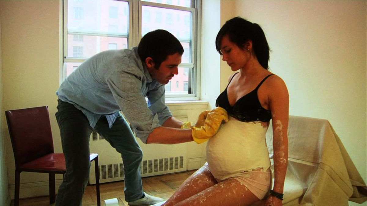 How to Make a Pregnancy-Belly Cast - Howcast