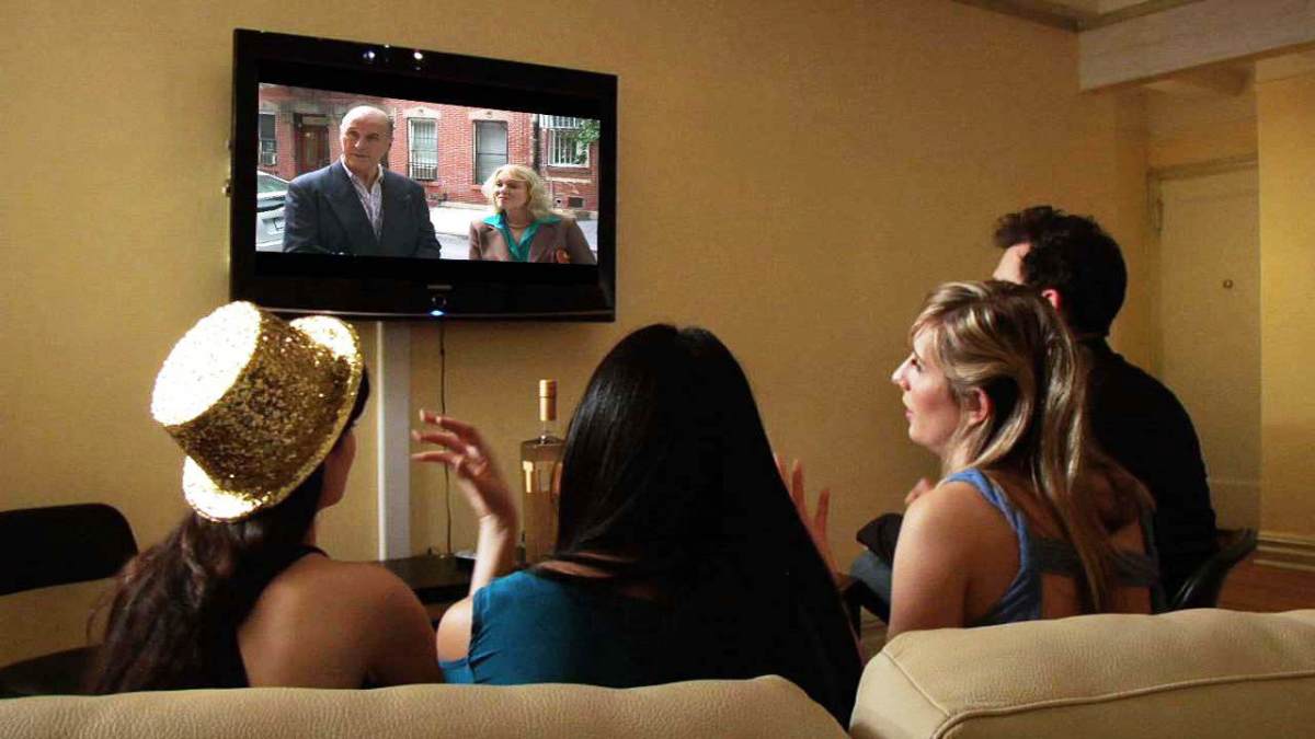 How to Host an Event-Viewing Party - Howcast