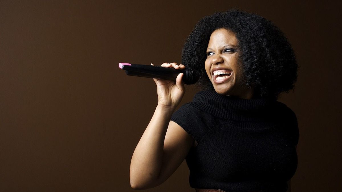 What Are R&B Singing Techniques? - Howcast