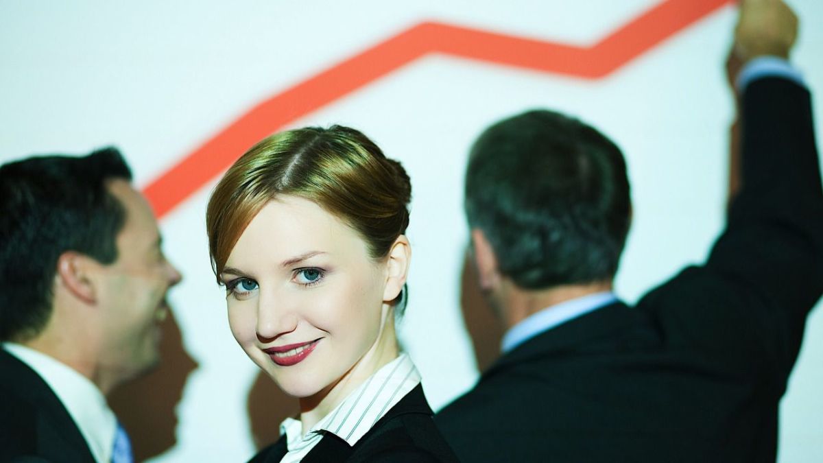 4 Powerpoint Do S Don Ts In Public Speaking Howcast 4 Powerpoint Do S Don Ts In Public Speaking Howcast
