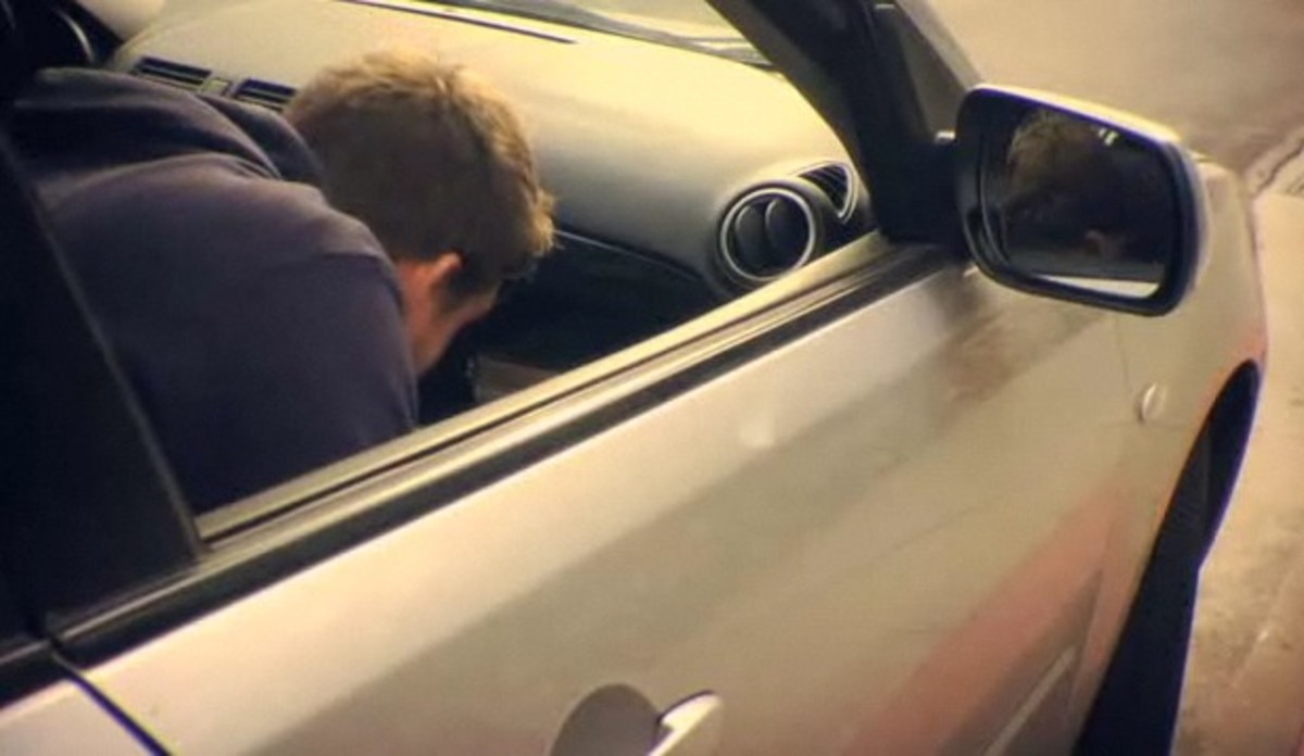 How to Find a Manual for a Used Car - Howcast