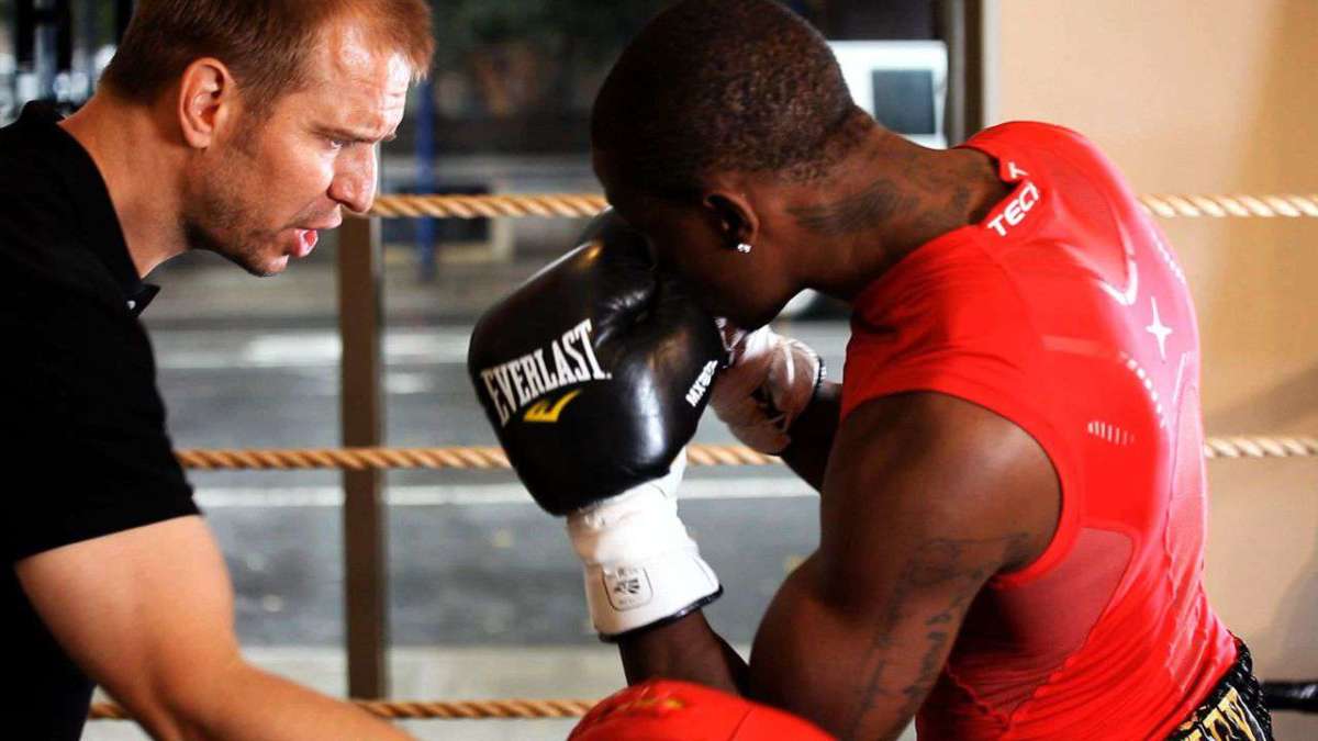 How to Catch from the Body & Counter in Boxing Howcast