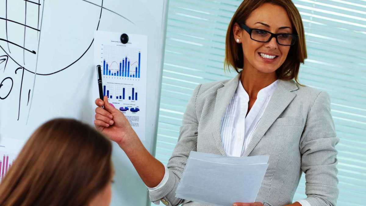 How to Dress to Make a Speech Howcast