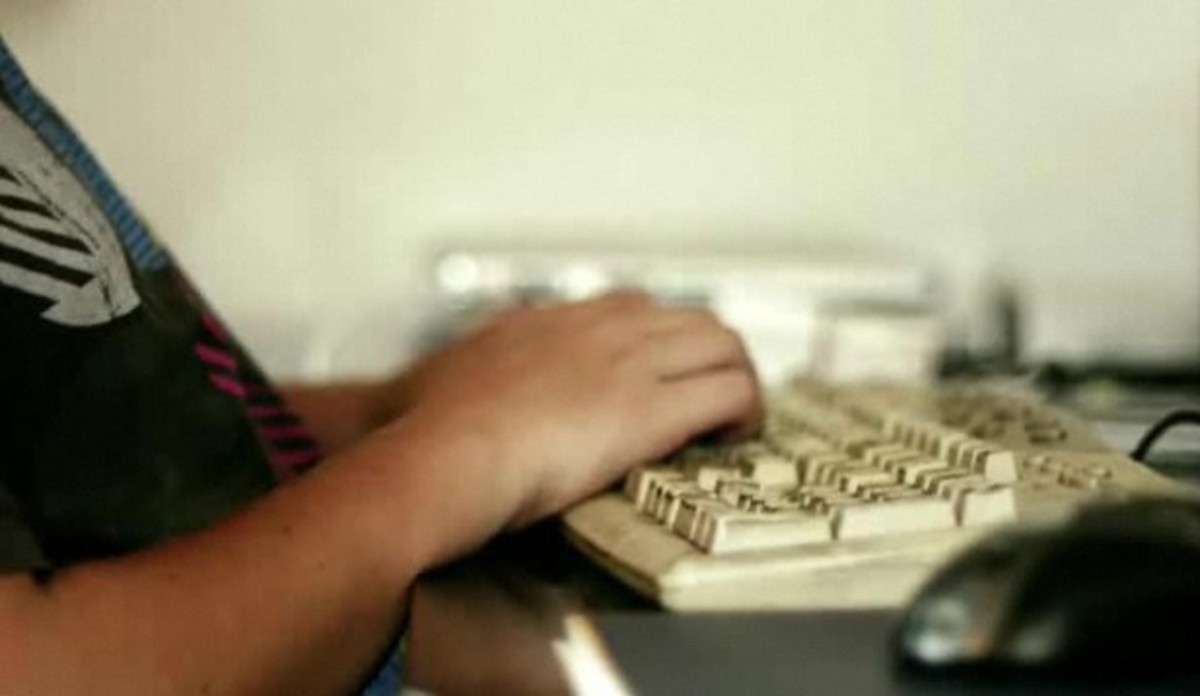 How to Clean Up Keyboard Spills Howcast