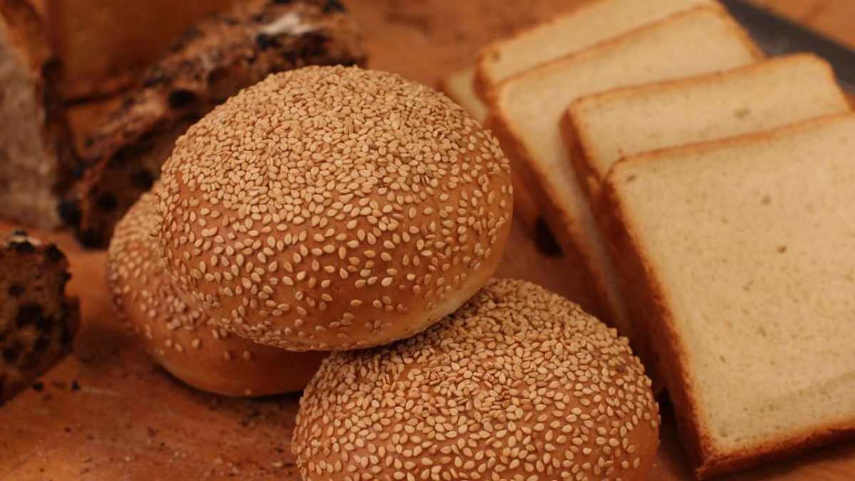 3 Main Types of Bread - Howcast
