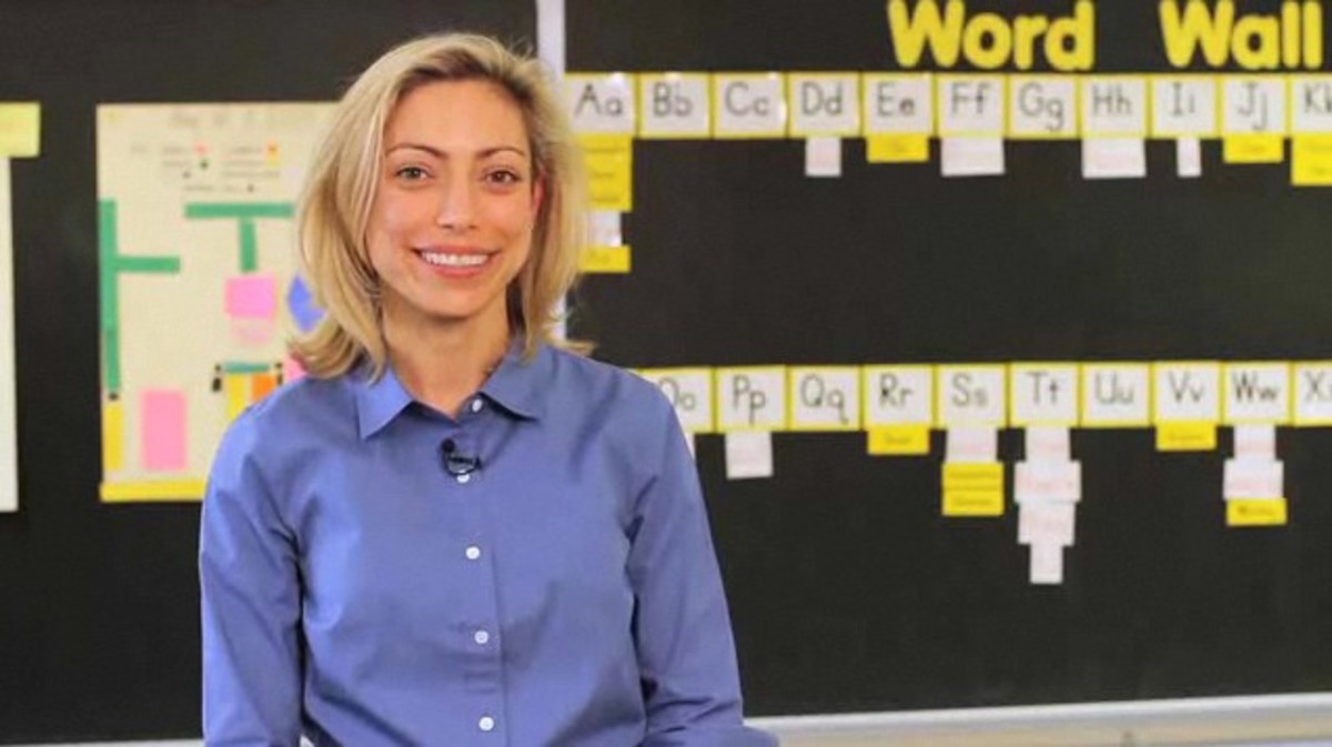 How to Teach Your Child to Read with Anne Glass - Howcast
