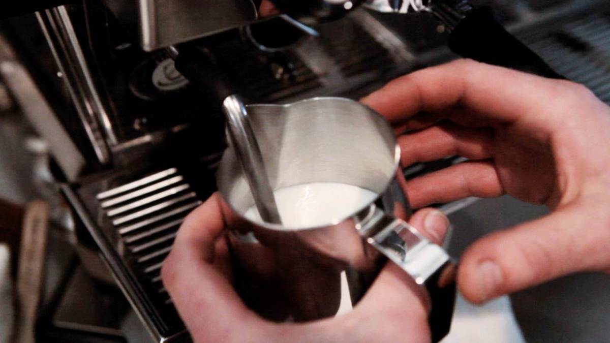 How to Steam Milk with an Espresso Machine Howcast