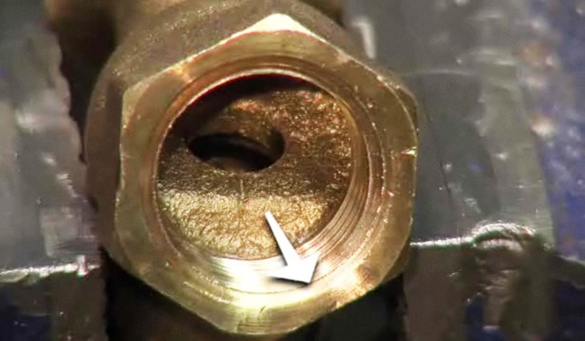 How to Quiet Noisy Water Pipes Howcast