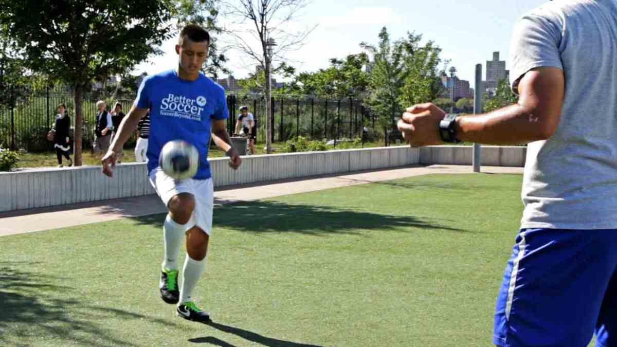 How to Receive a Soccer Ball with Your Thigh Howcast