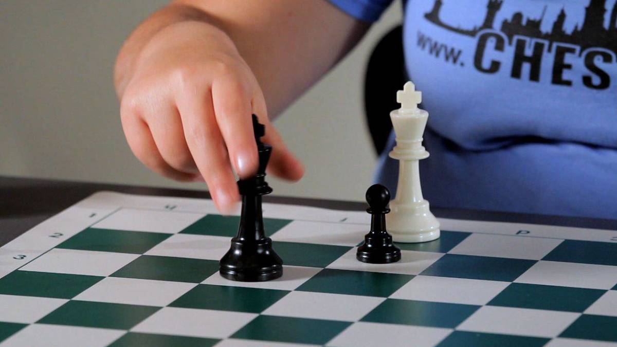 What is zugzwang in chess? - Dot Esports