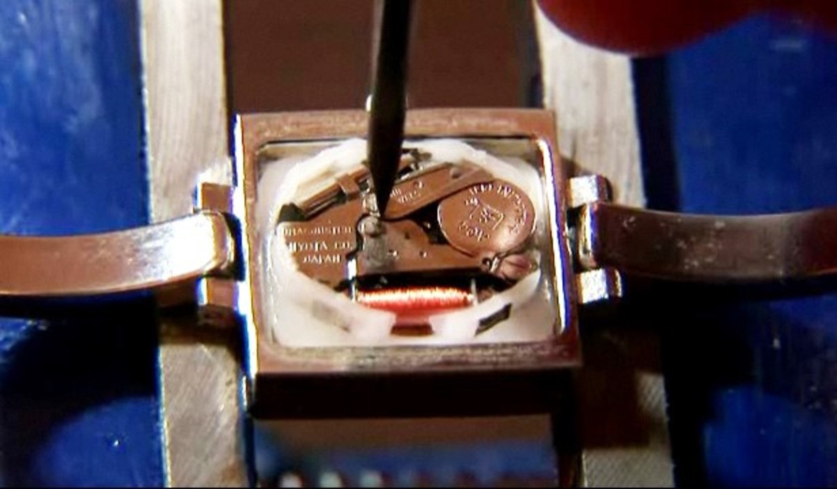 How to Replace a Watch Battery Howcast