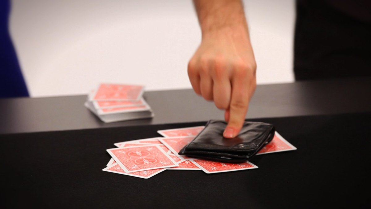 How to Do the Wallet Prediction Card Trick Howcast