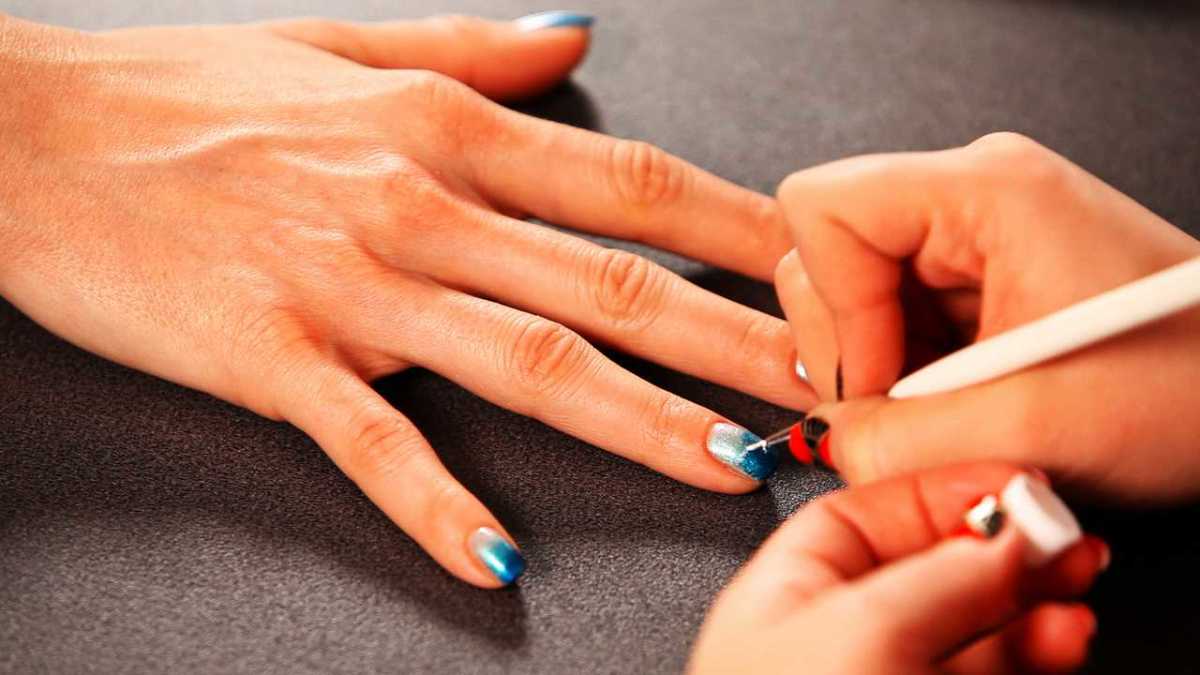 How to Paint Waves for a Beach Nail Design