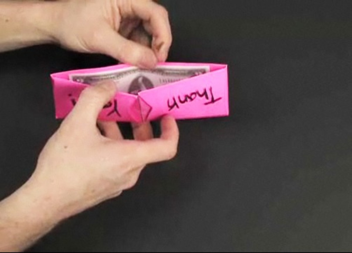 How To Make A Paper Wallet Howcast how-to-make-a-paper-wallet-howcast