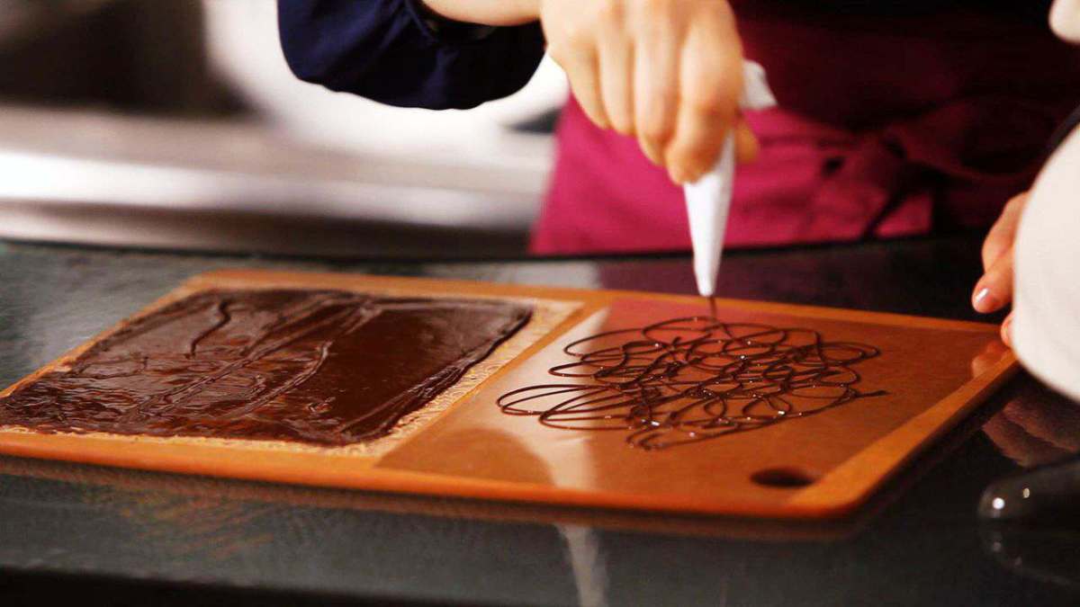 3 Techniques To Make Cake Decorations With Chocolate Howcast