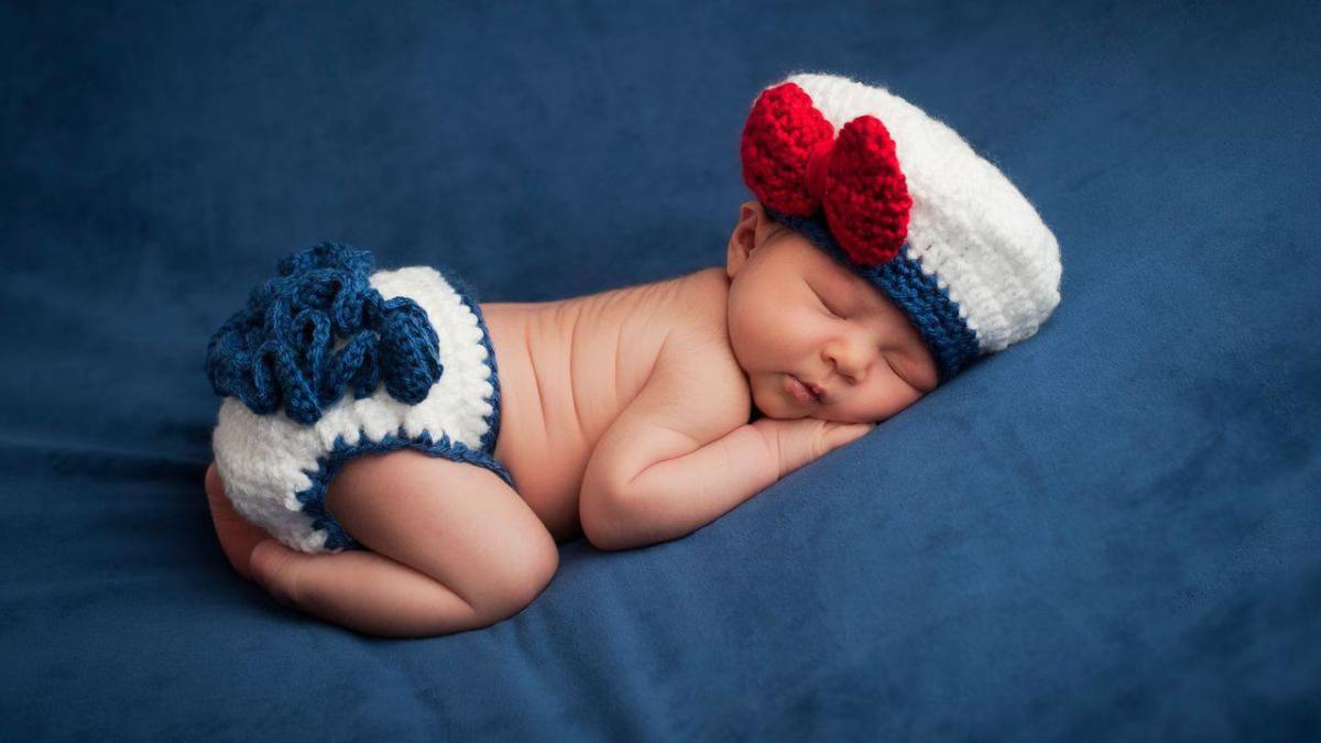When Should a Child Stop Wearing Diapers at Night? Howcast