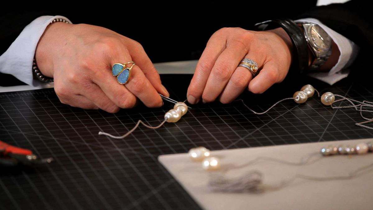 Stringing & Knotting Techniques Howcast