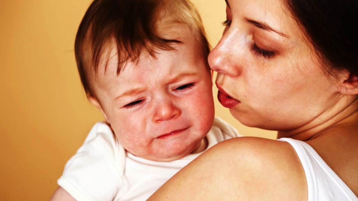 How to Soothe a Colicky Baby Howcast