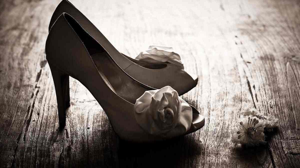 How to Pick the Perfect Shoes for Your Wedding Howcast