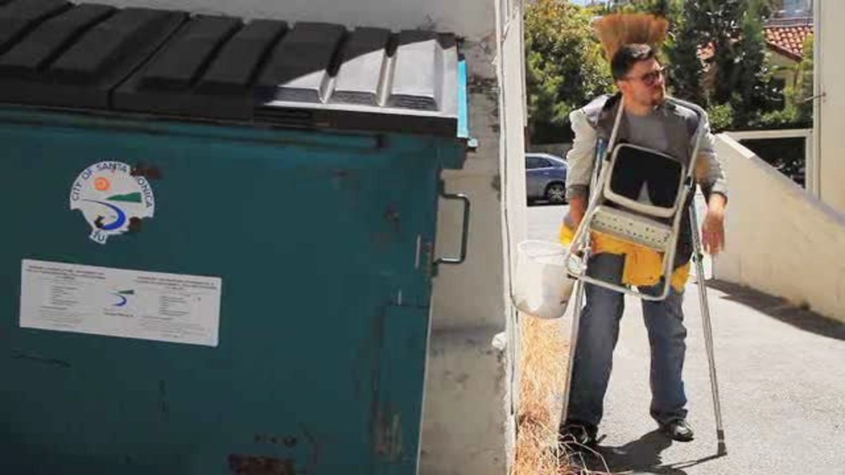 How to Dumpster Dive Howcast