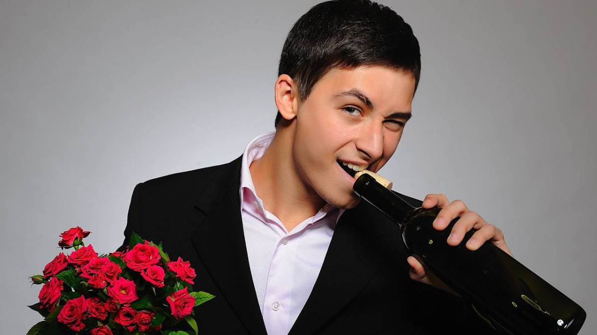8 First Date Do's & Don'ts for Guys - Howcast