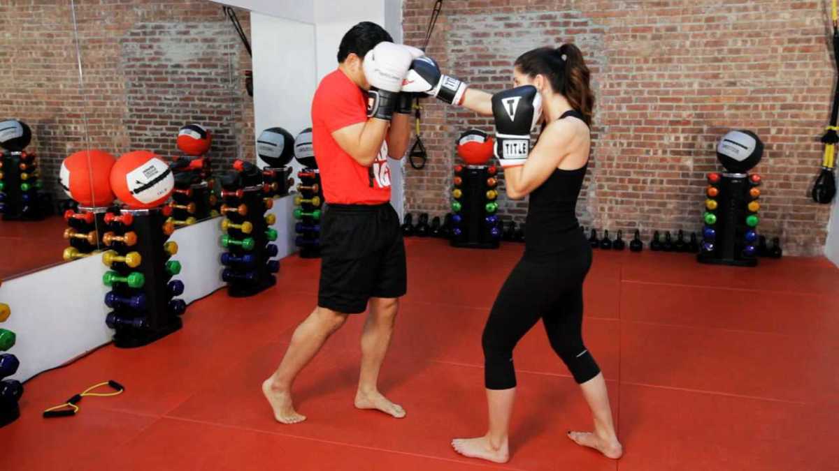 How to Defend against a Punch in Kickboxing - Howcast