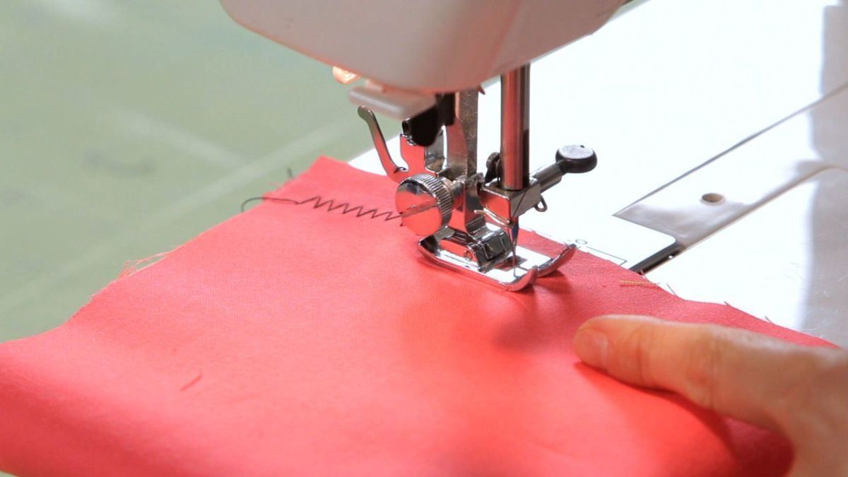 How to Make a Zigzag Stitch with a Sewing Machine Howcast