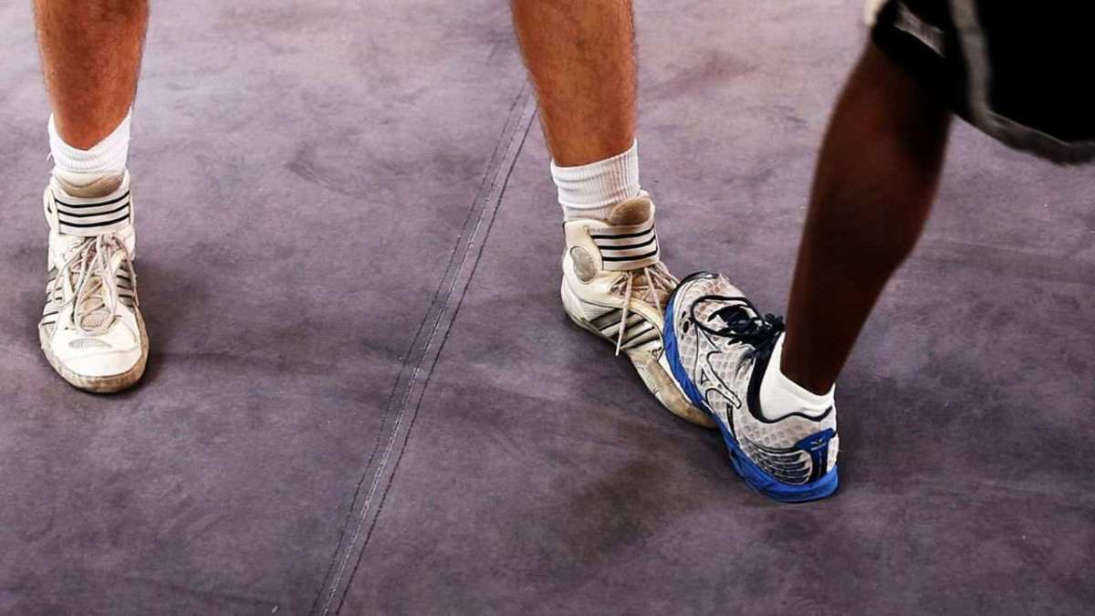 How to Play Fast Feet in Boxing Howcast