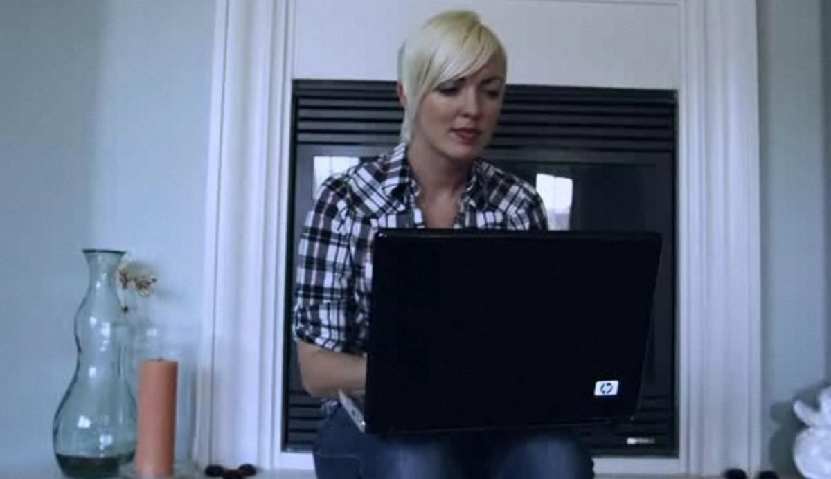 How to Find College Grants for Single Mothers Howcast